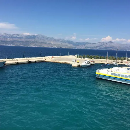 Holiday home Vacation In Supetar